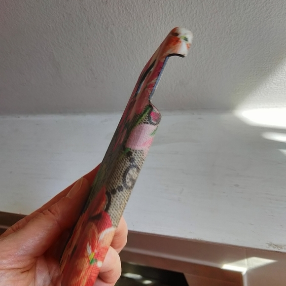 Gucci GG Logo Monogram Blooms floral Samsung Galaxy S7 edge phone case - Picture 3 of 10